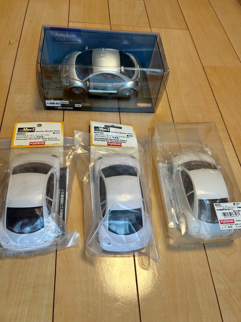 激レア！ ミニッツ　ビートル　ホワイトボディ　オートスケール　４台セット