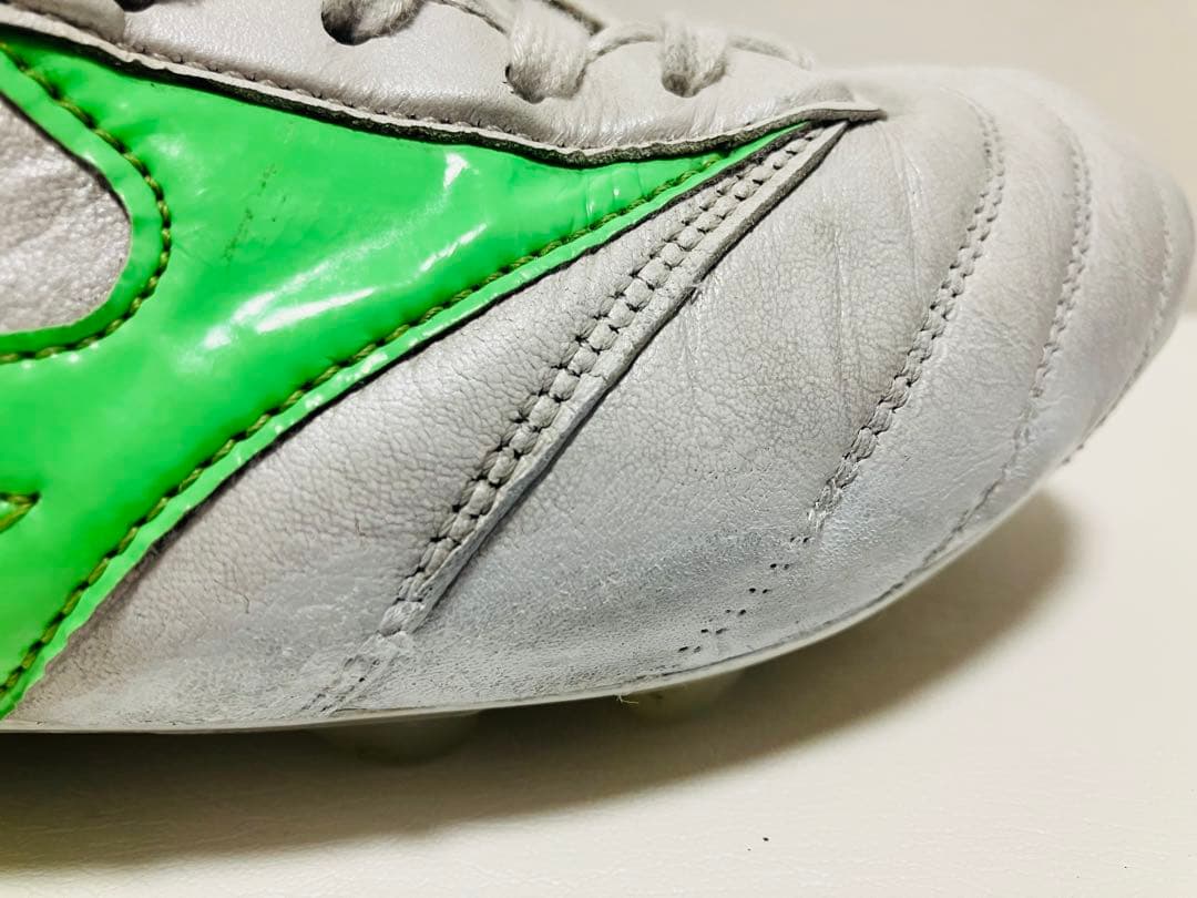 【再値下げ】モレリアⅡ 限定カラー　25.5cm