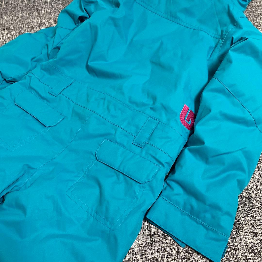 新品未使用　バートン　スノボウェア　ジャンプスーツ　つなぎ120ぐらい　ガールズ