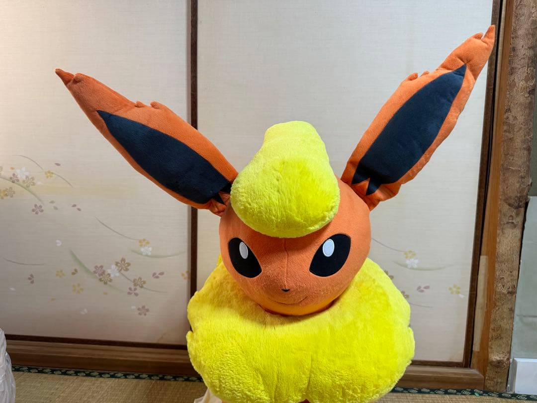 ブースター　等身大ぬいぐるみ