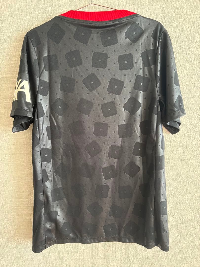 リバプールFC ナイキ エアマックス プレマッチジャージ24-25(新品未使用)