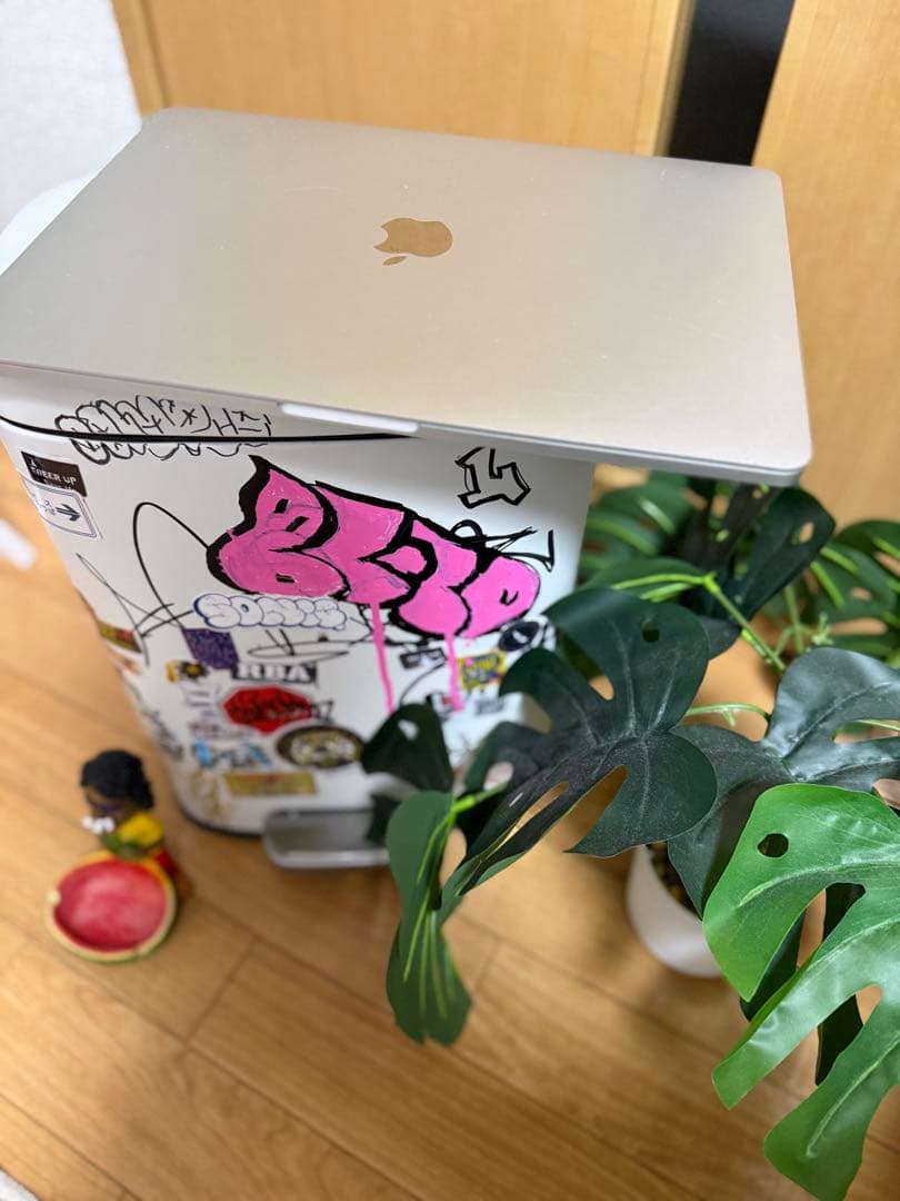 グラフィティアートごみ箱チェケラ 値下げ叶