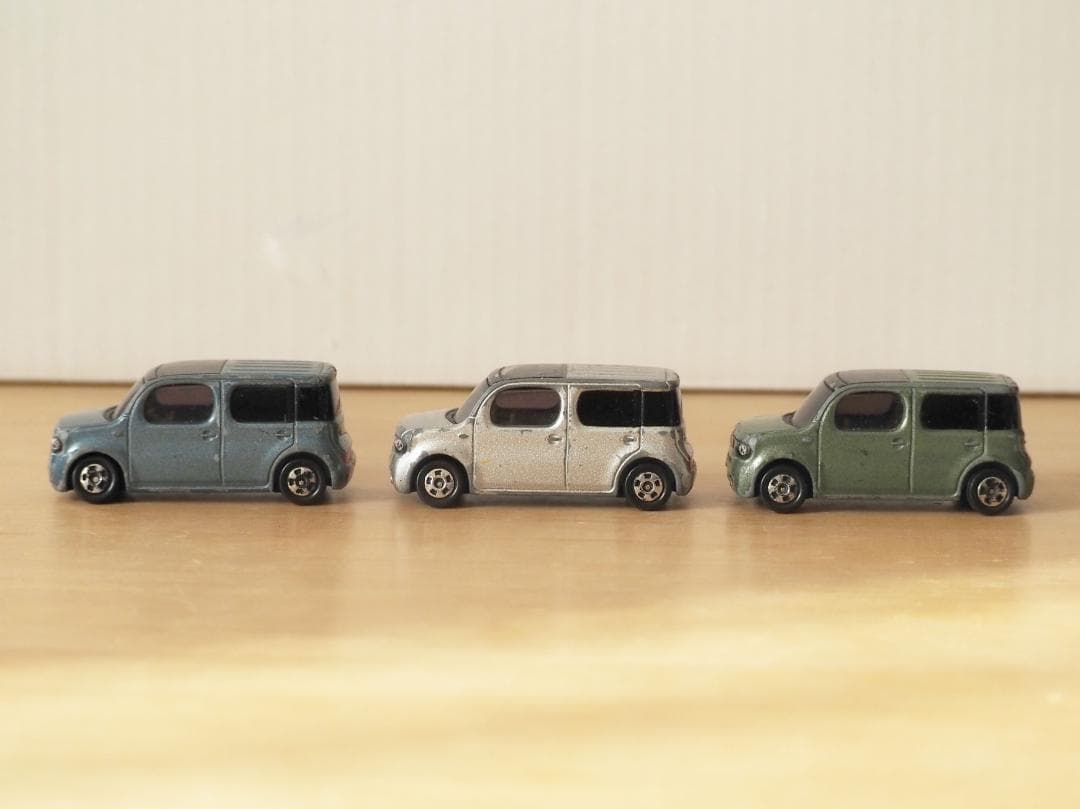 非売品 トミカ★日産 キューブ 8台セット カラーサンプル CUBE ミニカー