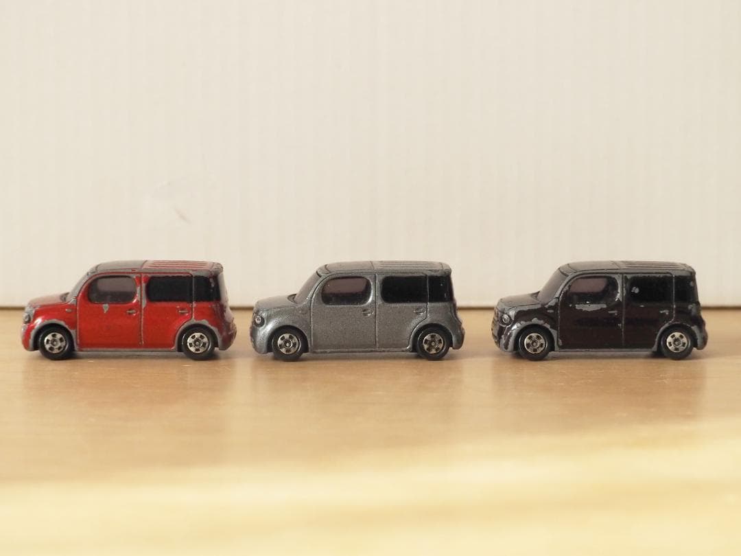 非売品 トミカ★日産 キューブ 8台セット カラーサンプル CUBE ミニカー