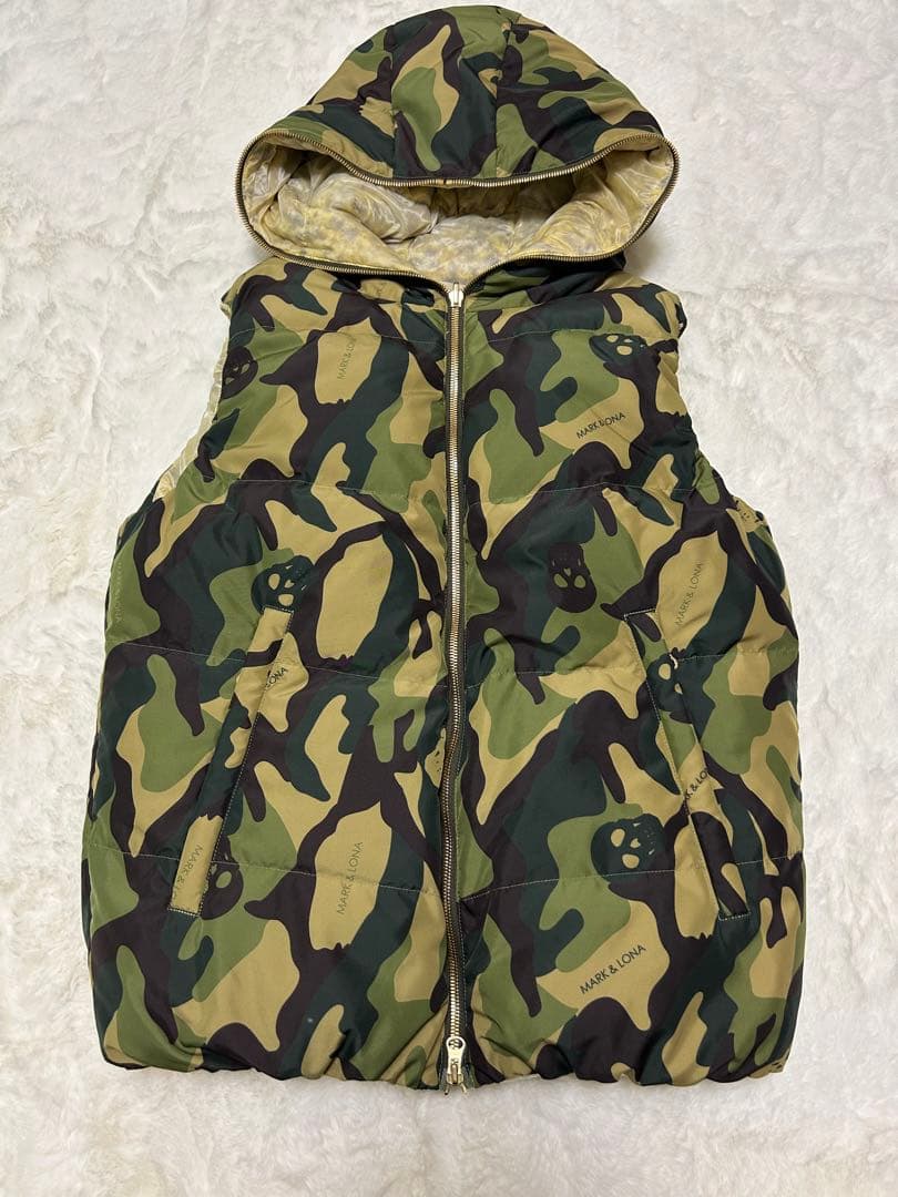 美品　マークアンドロナ　ダウンベスト