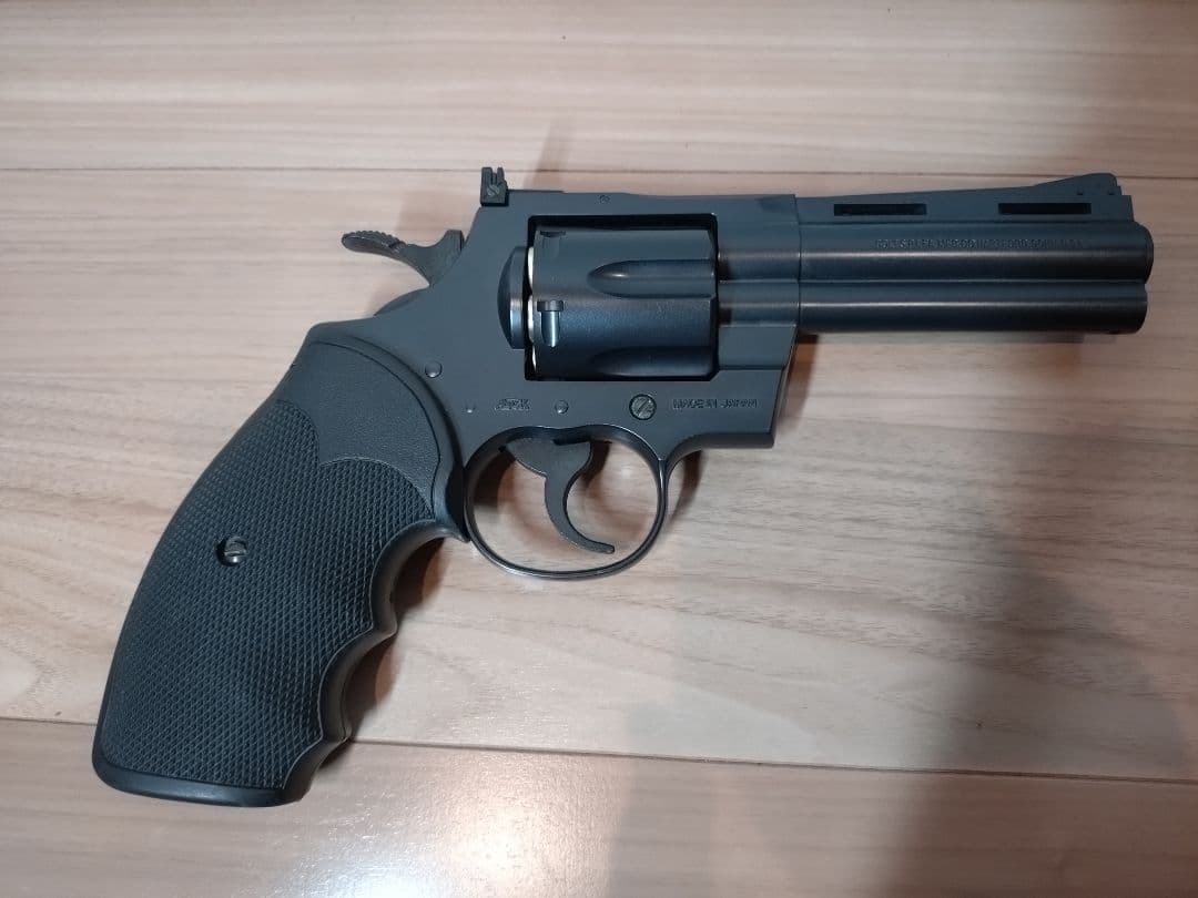 ガスガン 東京マルイ　コルトパイソン.357マグナム　4インチ（生産終了）