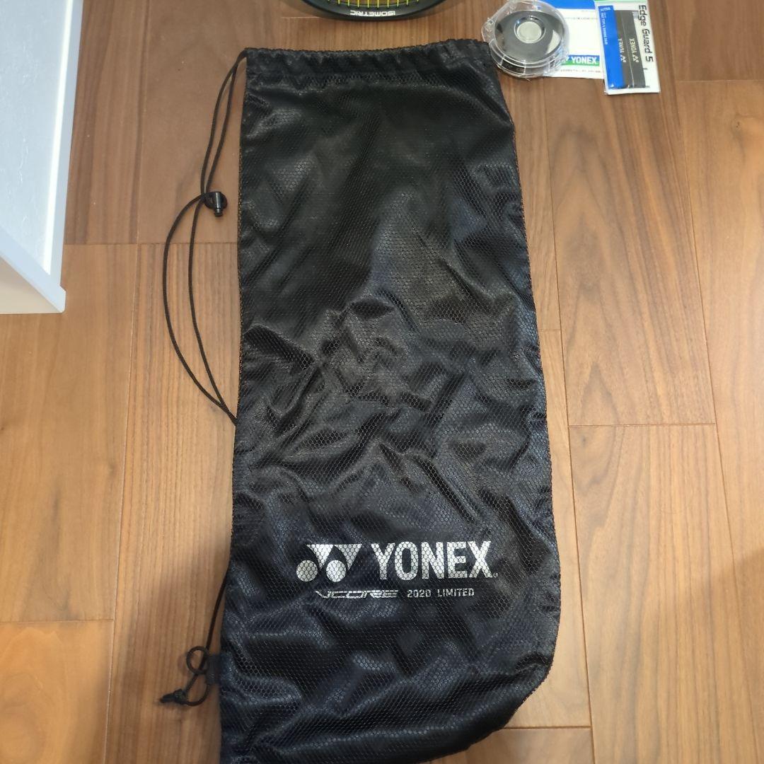 美品　YONEX テニスラケット VCORE98 2020Limited