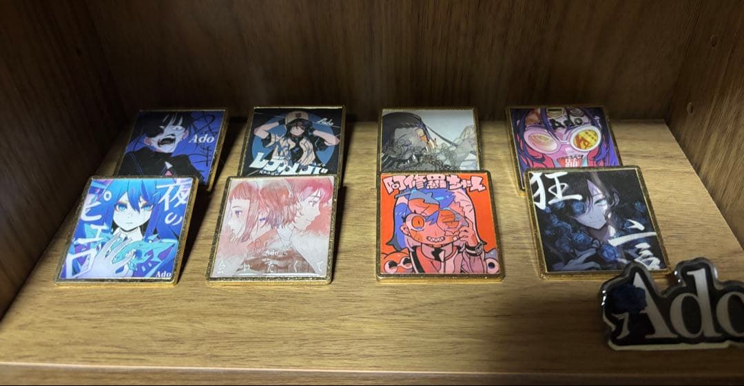 Ado ピンバッジ 喜劇・マーズ