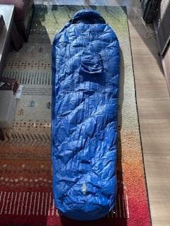 【holly q 】モンベル スパイラル ダウンハガー #5