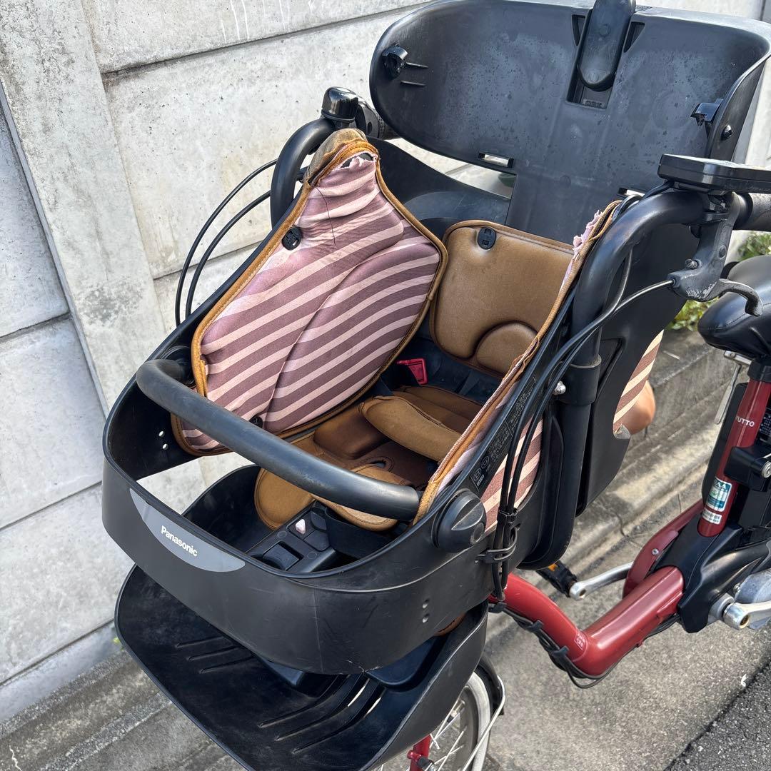 電動アシスト自転車 チャイルドシート付き 充電器あり　後輪タイヤパンク