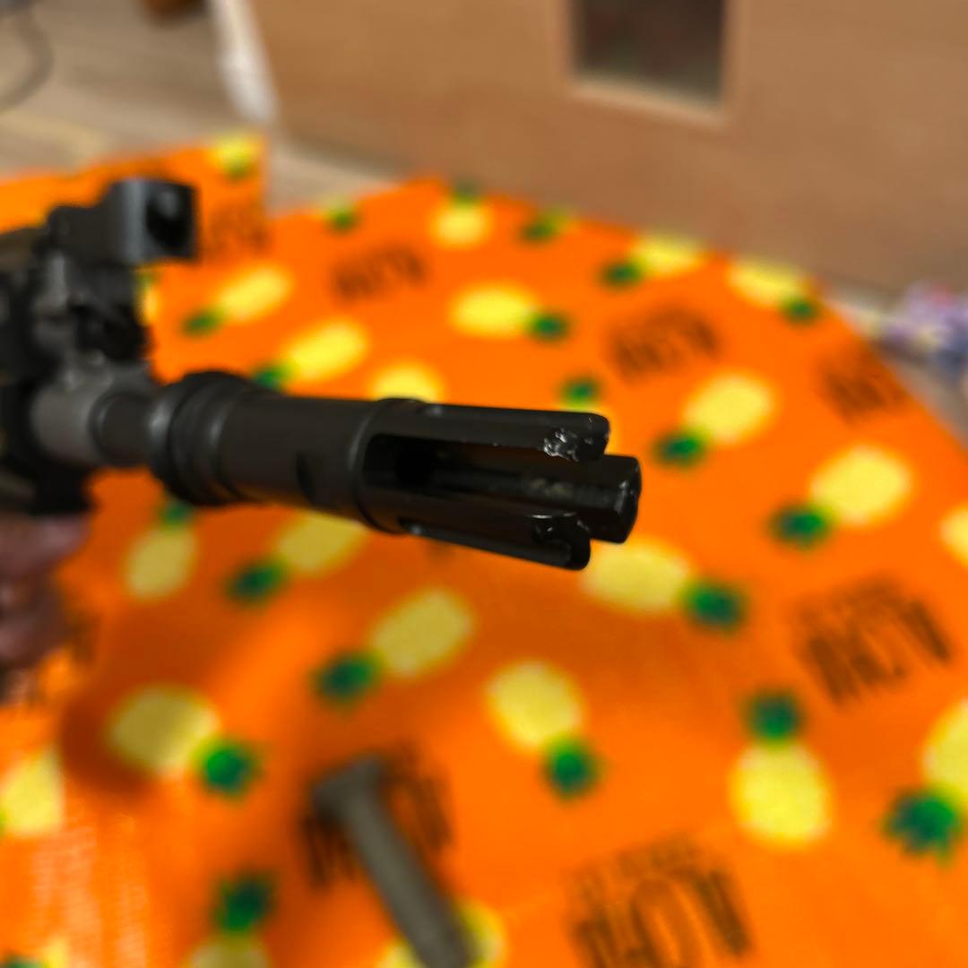 オリーブドラブ アサルトライフル フロントグリップ付き