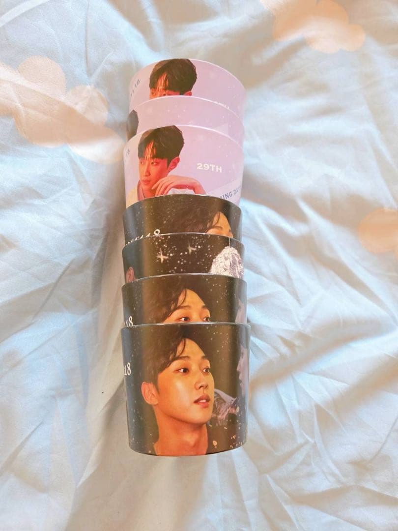 BAZAAR 2019 10Star Jinyoung カレンダー　写真集