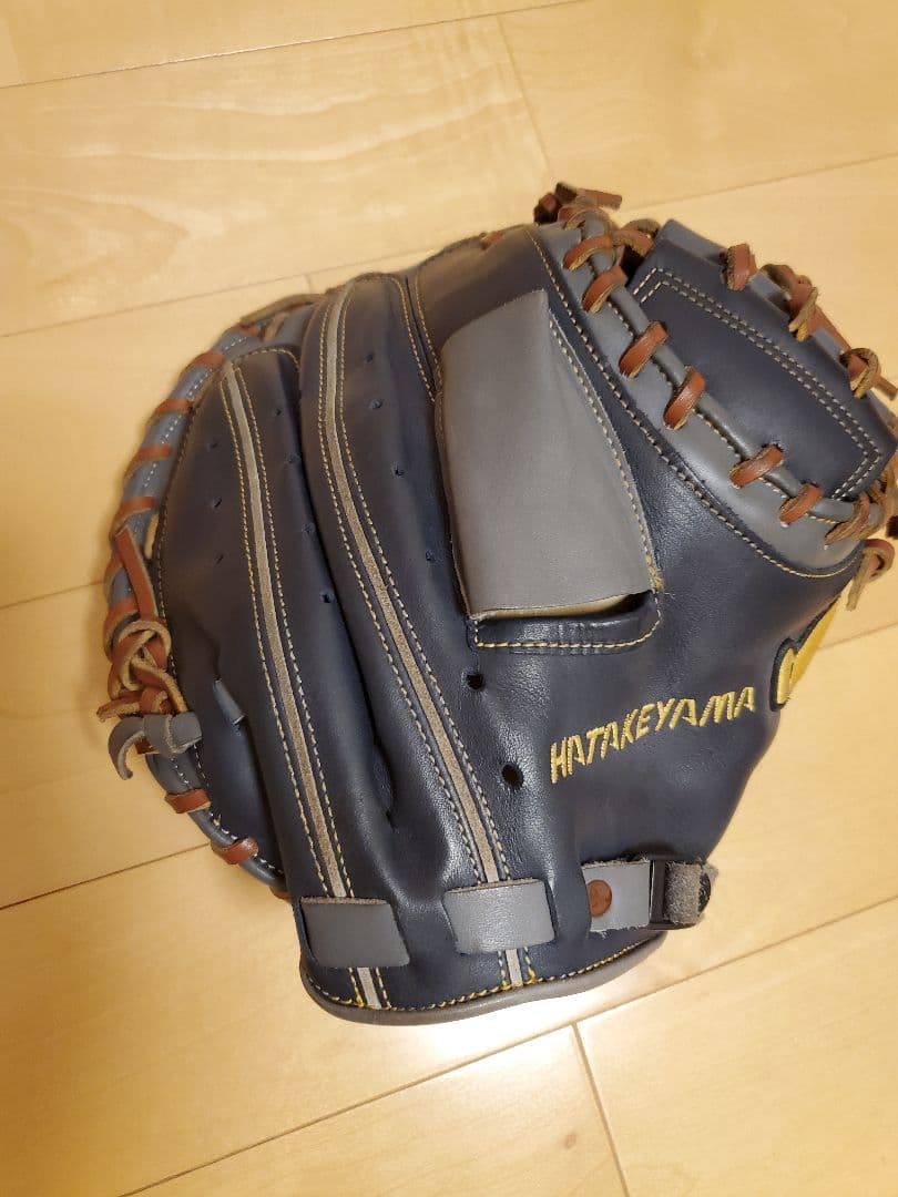 ハタケヤマ限定軟式キャッチャーミット