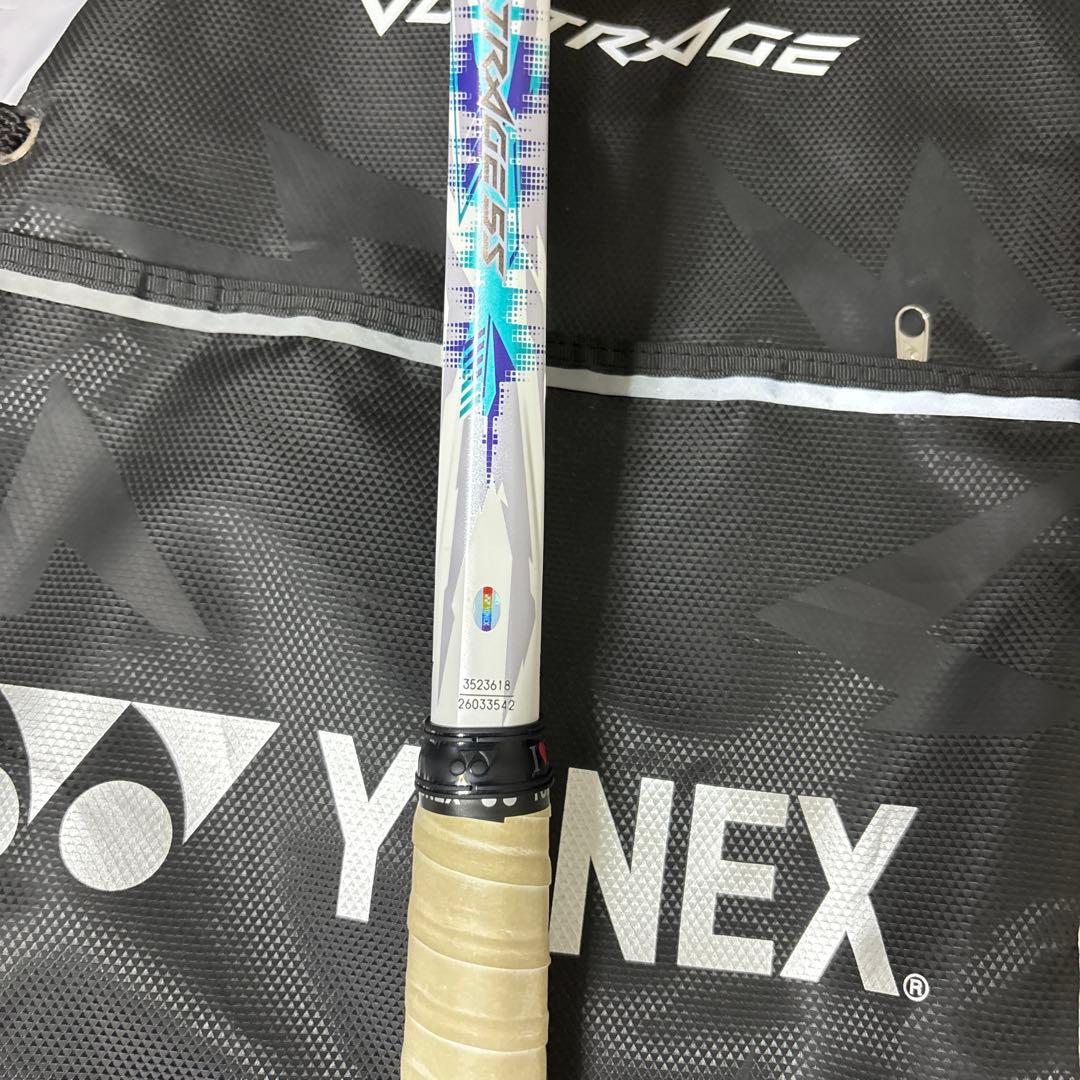 YONEX ボルトレイジ5S 白