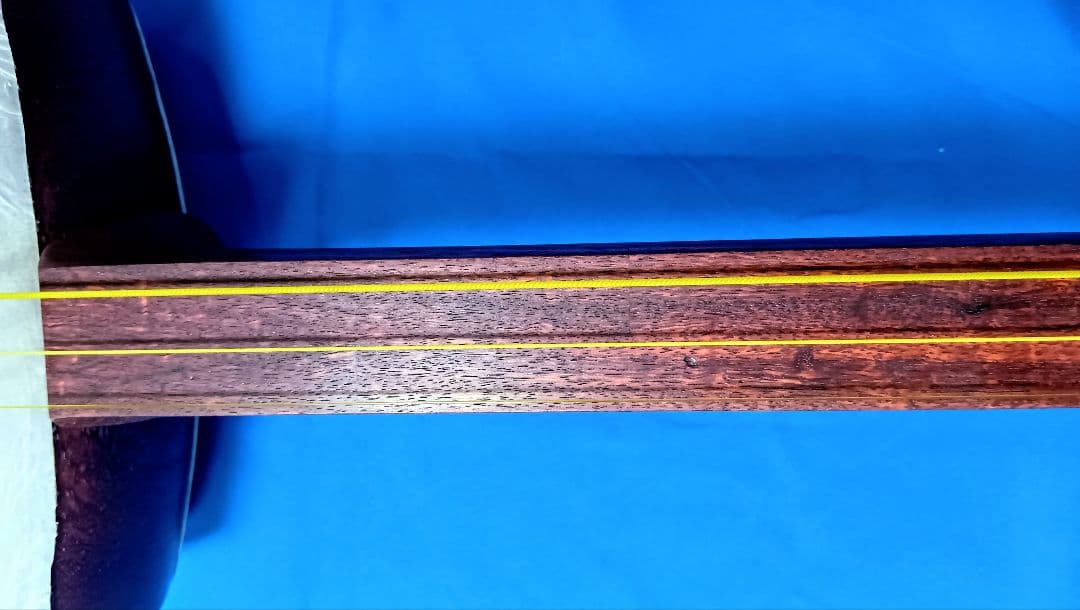 津軽三味線 東さわり 2940g 棹幅31.5ミリ　表皮張り替え済　ケース付