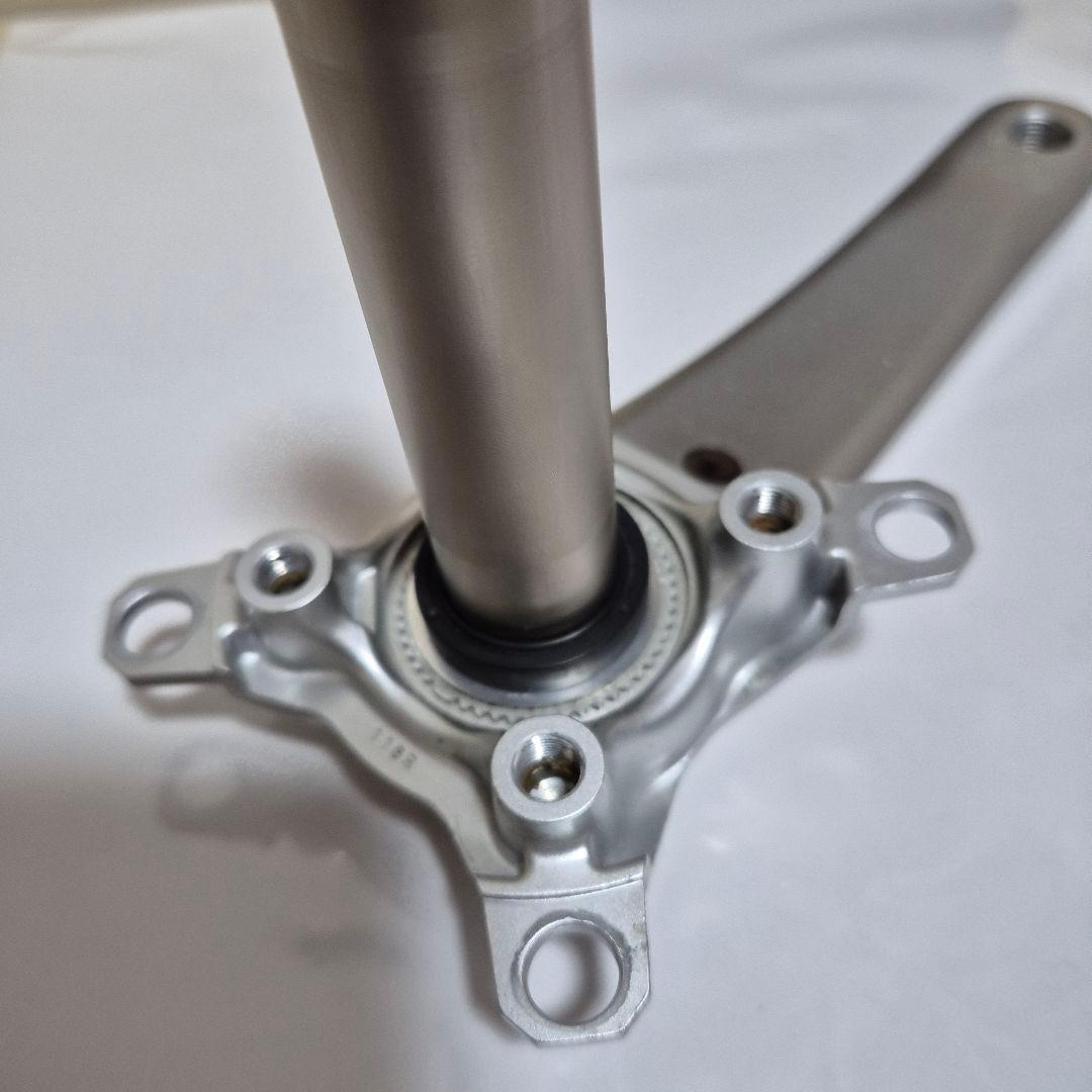 中古使用品　Shimano Deore XT クランクセット