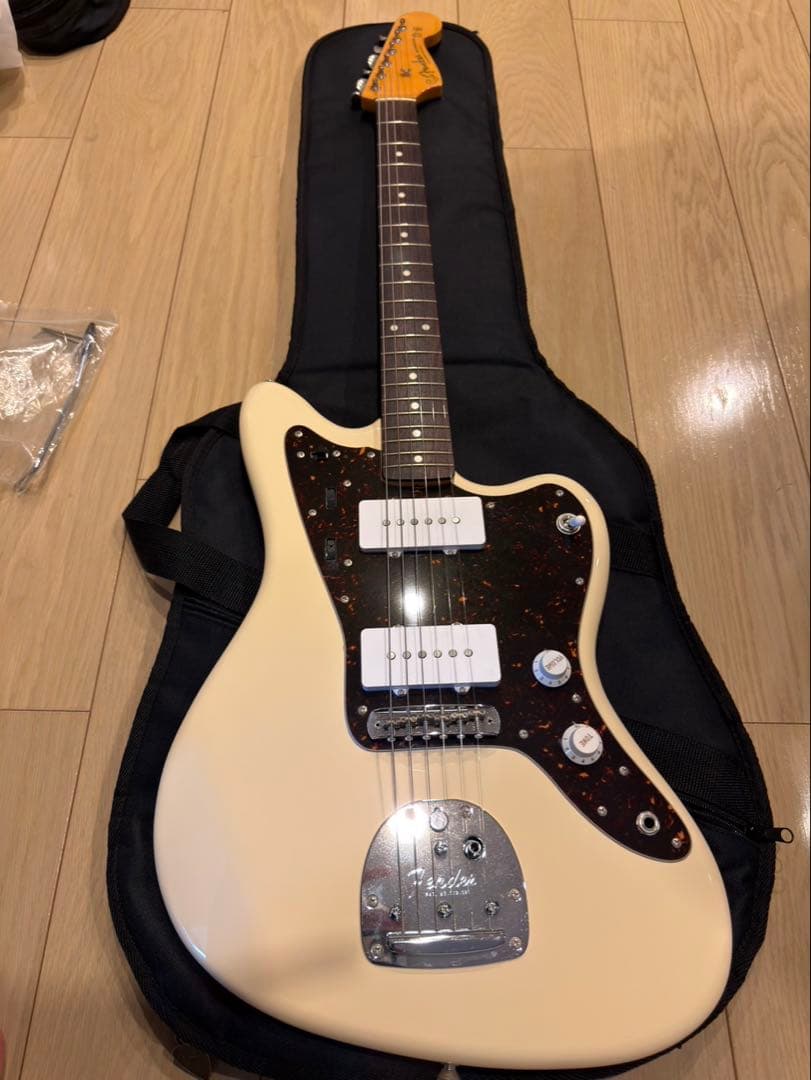 Fender エレキギター Classic 60s Jazzmaster VWH
