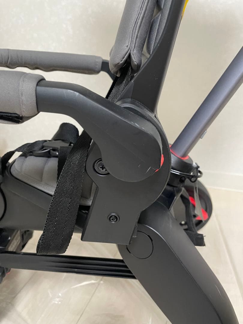 doona（ドゥーナ）Liki Trike　リキトライク　三輪車　グレイハウンド