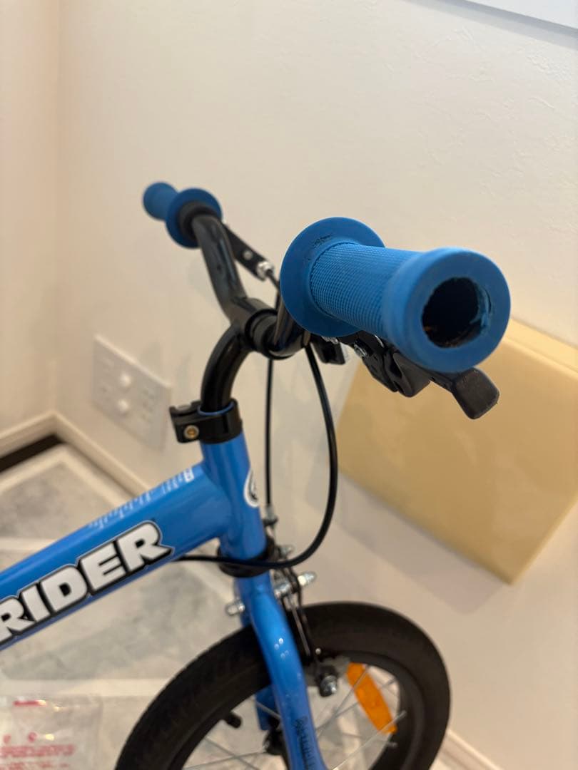 ストライダー ★ 14X ブルー　青