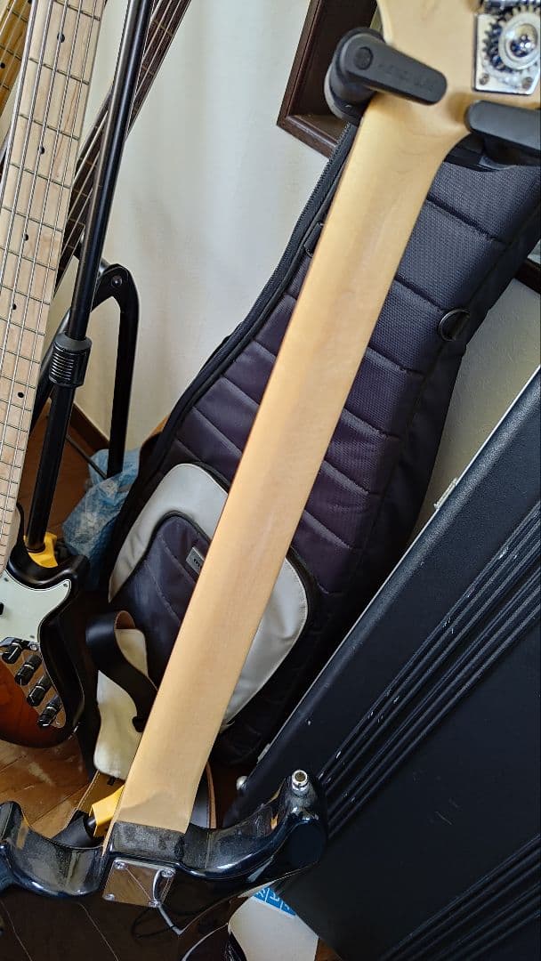 G&L　SB2 トリビュート