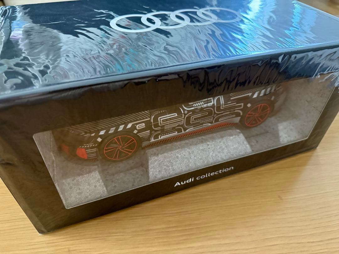 Audi コレクションモデル 1/43 スケール