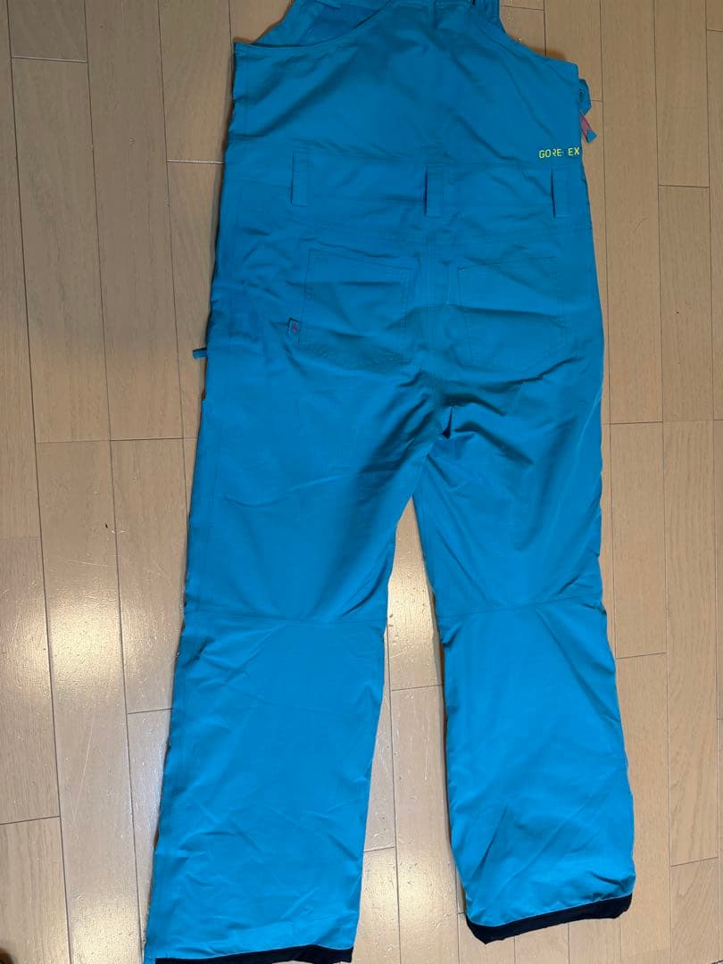 【最終値引き】バートン　ゴアテックス　子ども用スノーボードウェアセット