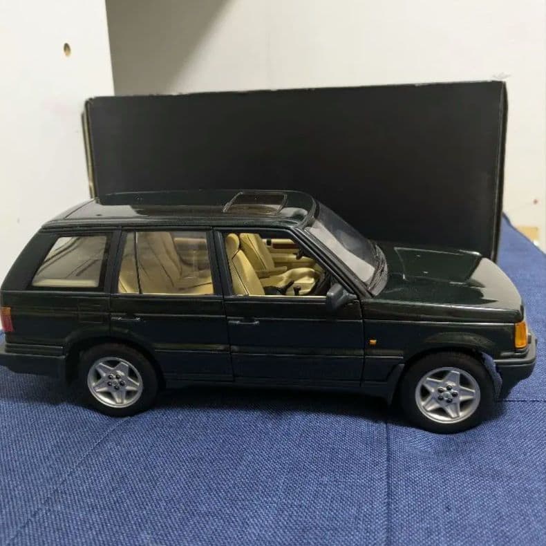 オートアート　ランドローバー　レンジローバー　1/18 P38a　LPレンジ