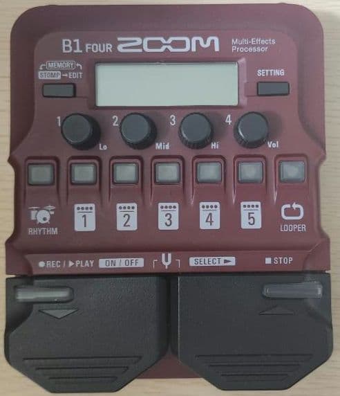 ZOOM B1 Four マルチエフェクター（箱付き）