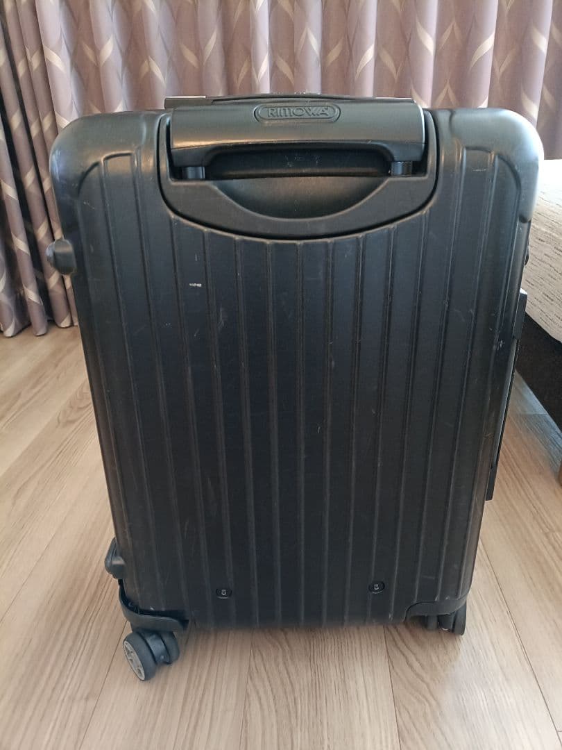 Rimowa ブラック 4輪