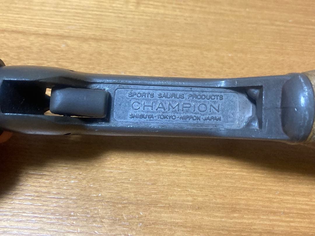 スポーツ　ザウルス　プロダクツ　チャンピオングリップ