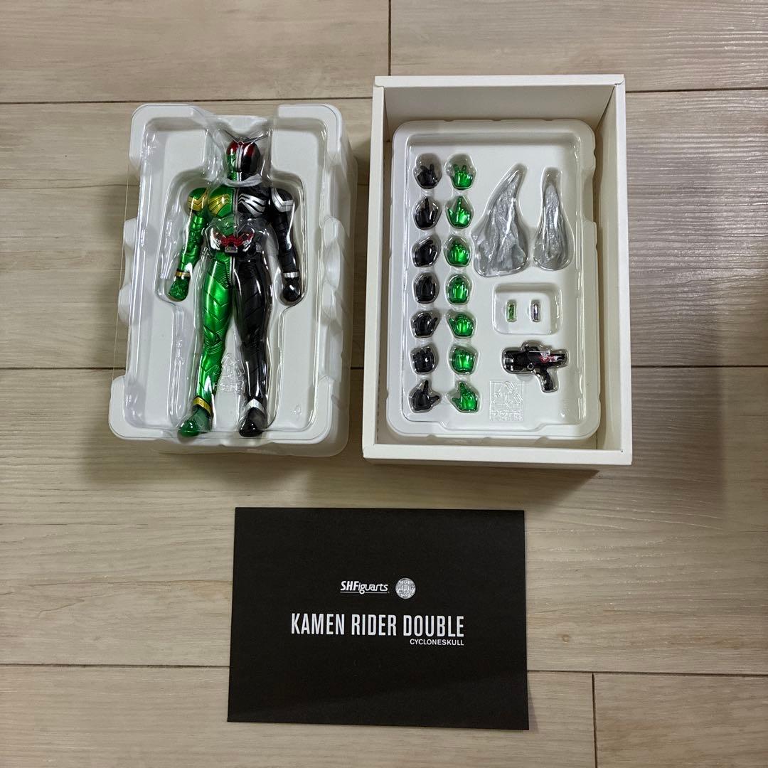 S.H.Figuarts 真骨彫　仮面ライダーW サイクロンスカル