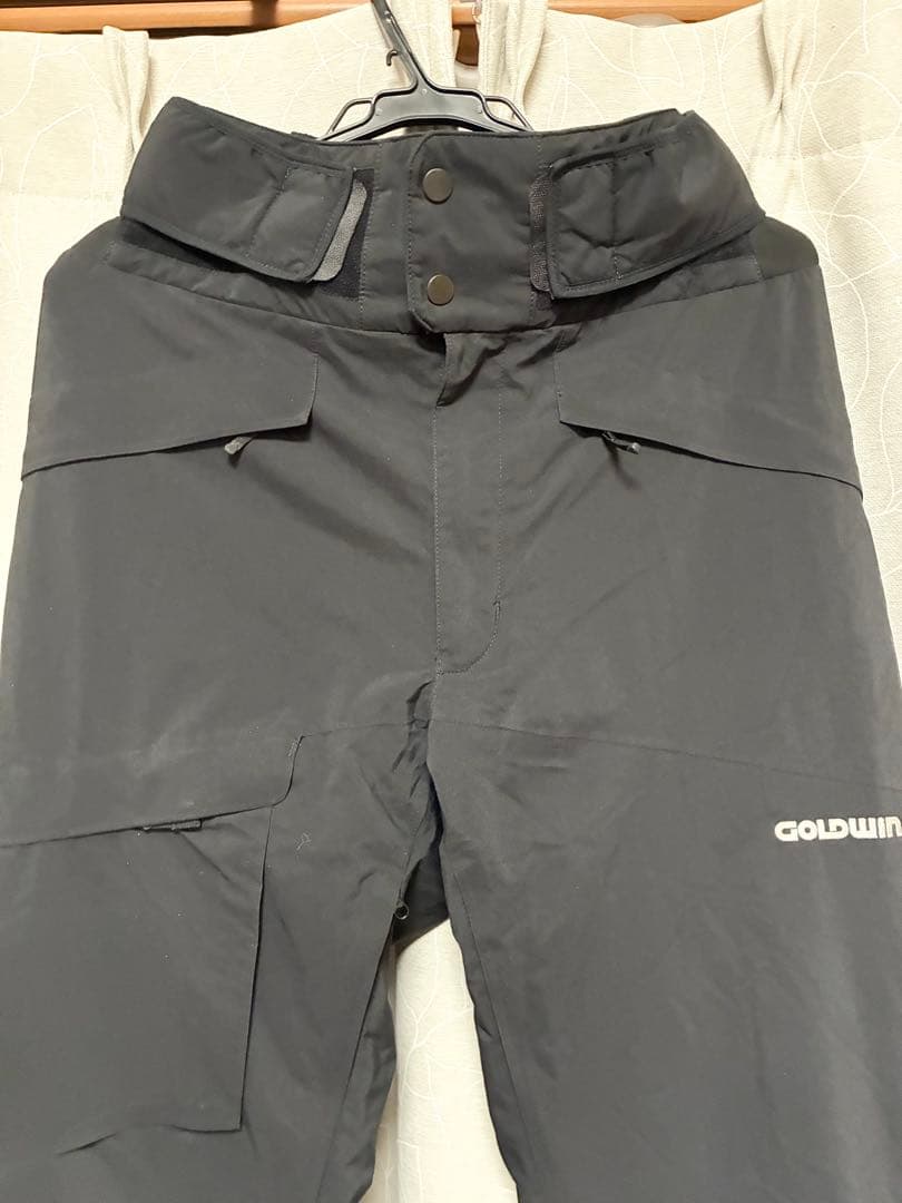 レア【GOLDWIN】M スキー、スノボ　スウェーデン ウェア セット AUDI