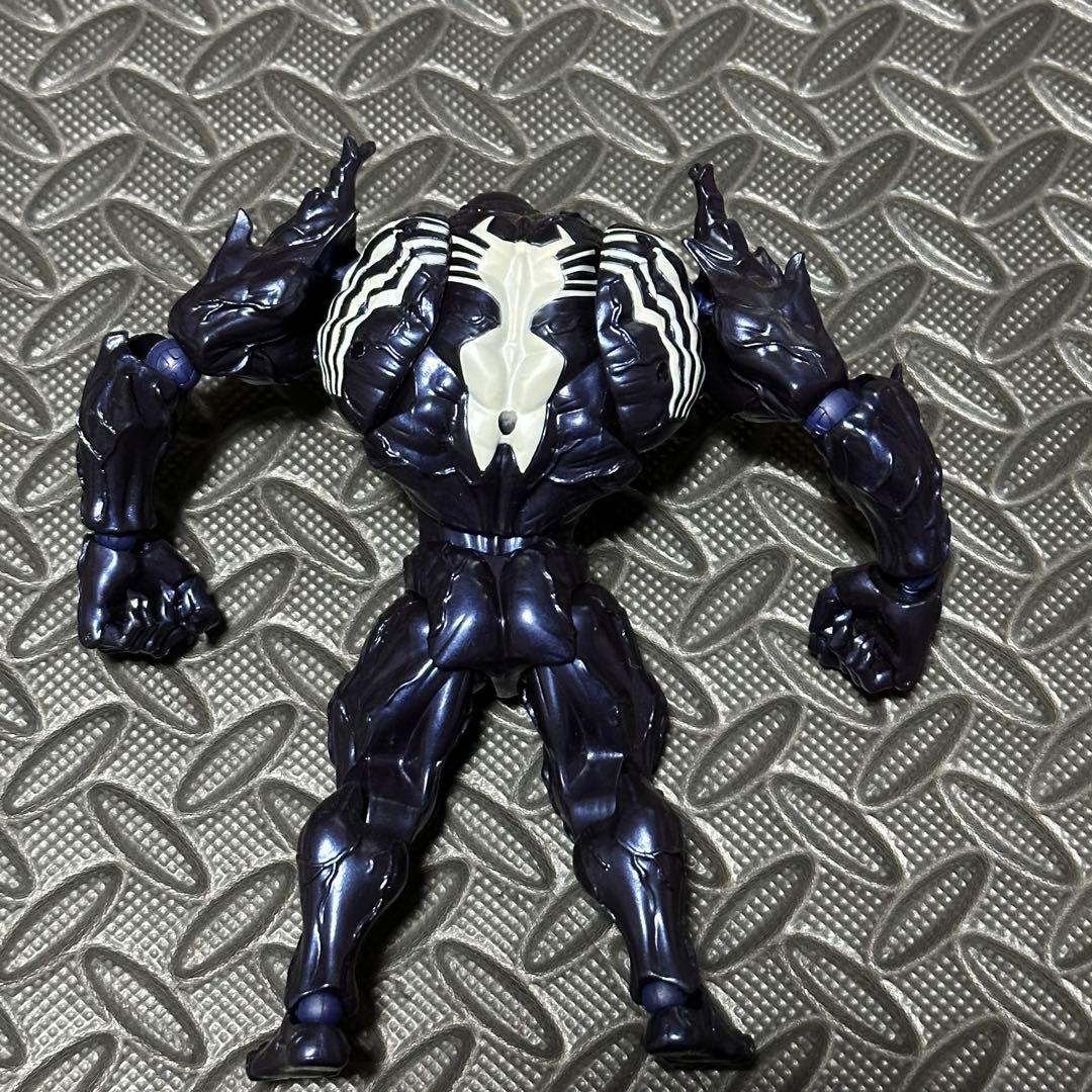 リボルテック　アメイジングヤマグチ　ヴェノム　海洋堂