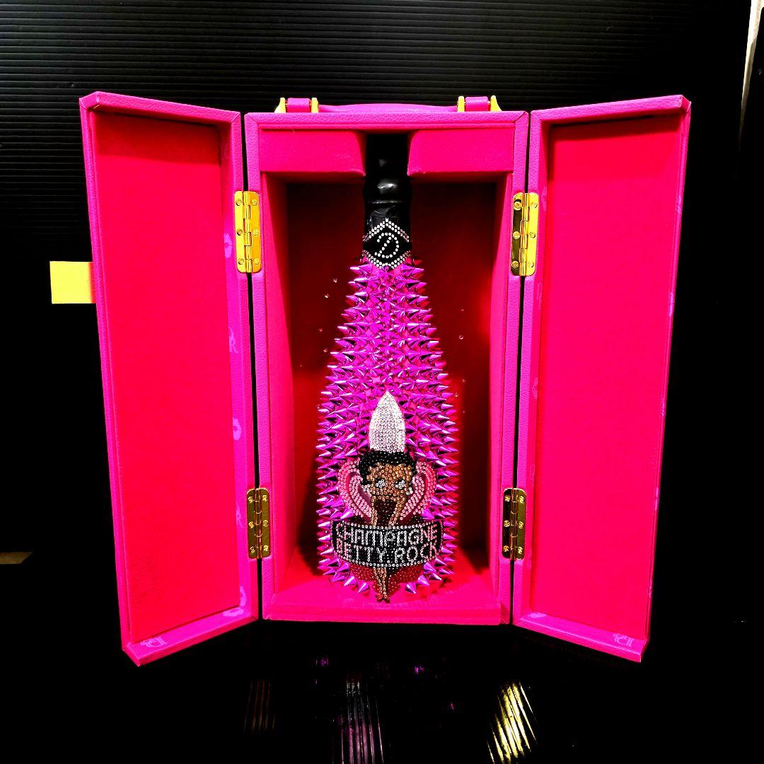【24時間以内発送】 BETTY ROCK Pink スタッズボトルBOXset