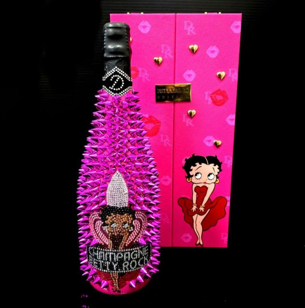 【24時間以内発送】 BETTY ROCK Pink スタッズボトルBOXset