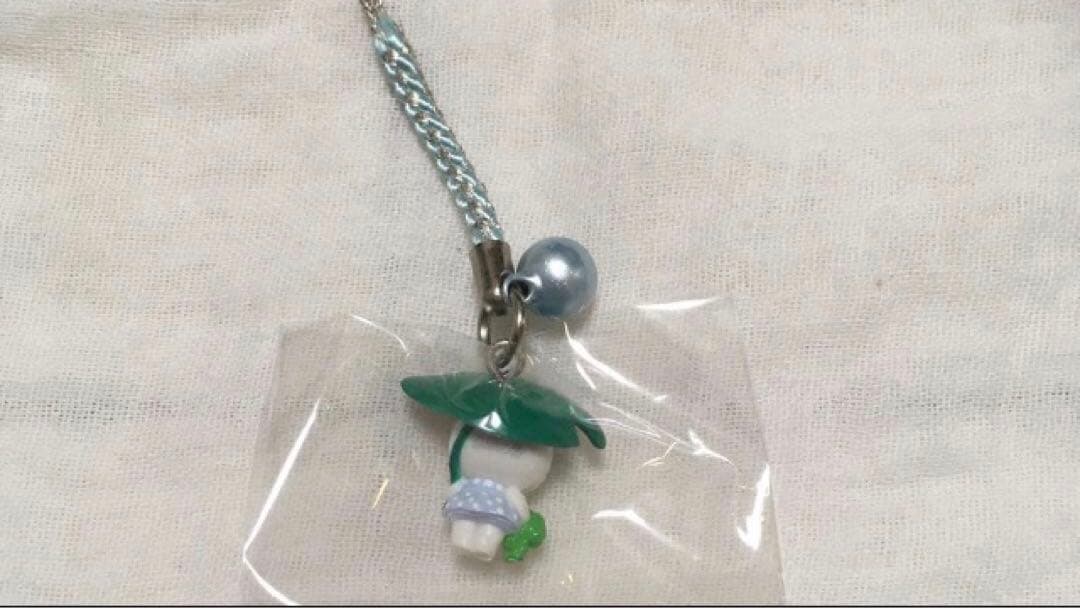 ⭐️超レア⭐️ご当地キティ　ハローキティ　雨の和み