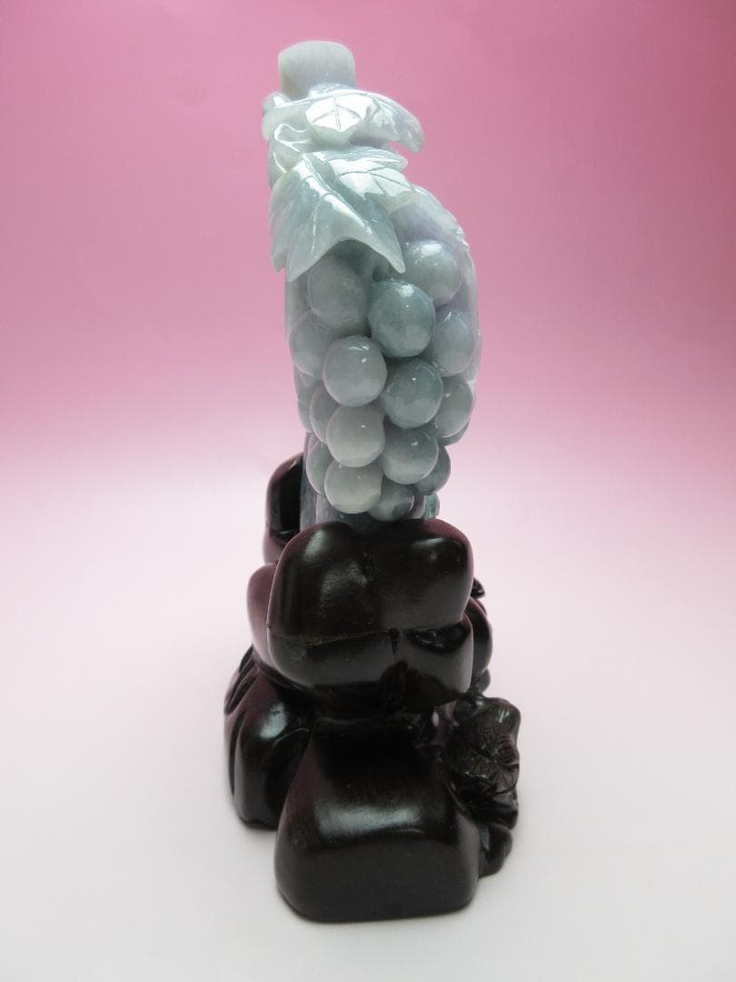 天然ひすい 本翡翠 樹脂含侵なし 葡萄置物 TN111 70728