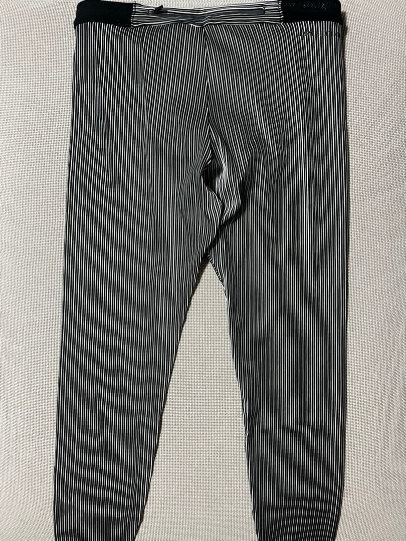 サ*ん様 【使用品】ナイキ エアロスイフト ロングタイツ Sサイズ