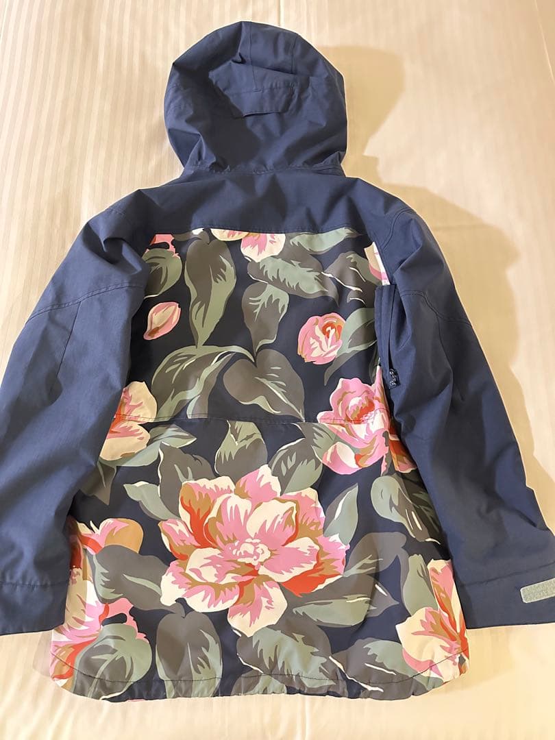 【美品】BURTON バートン 花柄 スノボウェア ジャケット