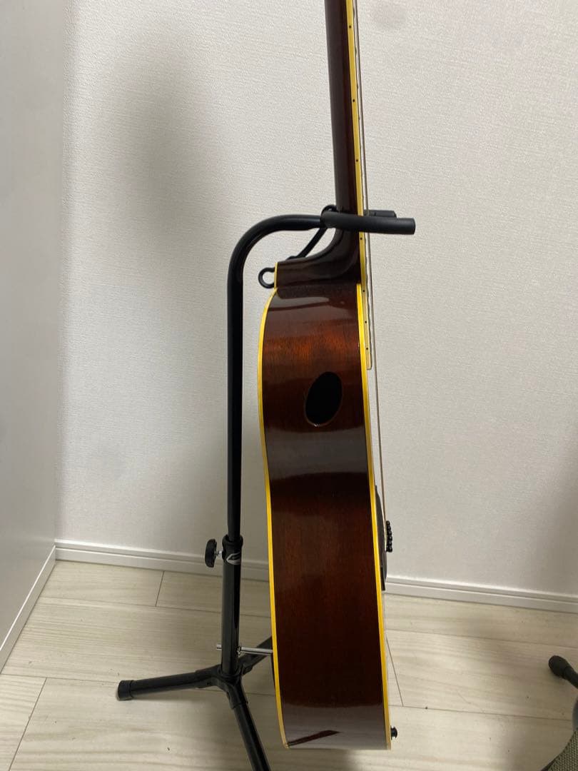 YAMAHA ヤマハ　エレアコギター　アコギ　黒ラベル　ヴィンテージ　ビンテージ