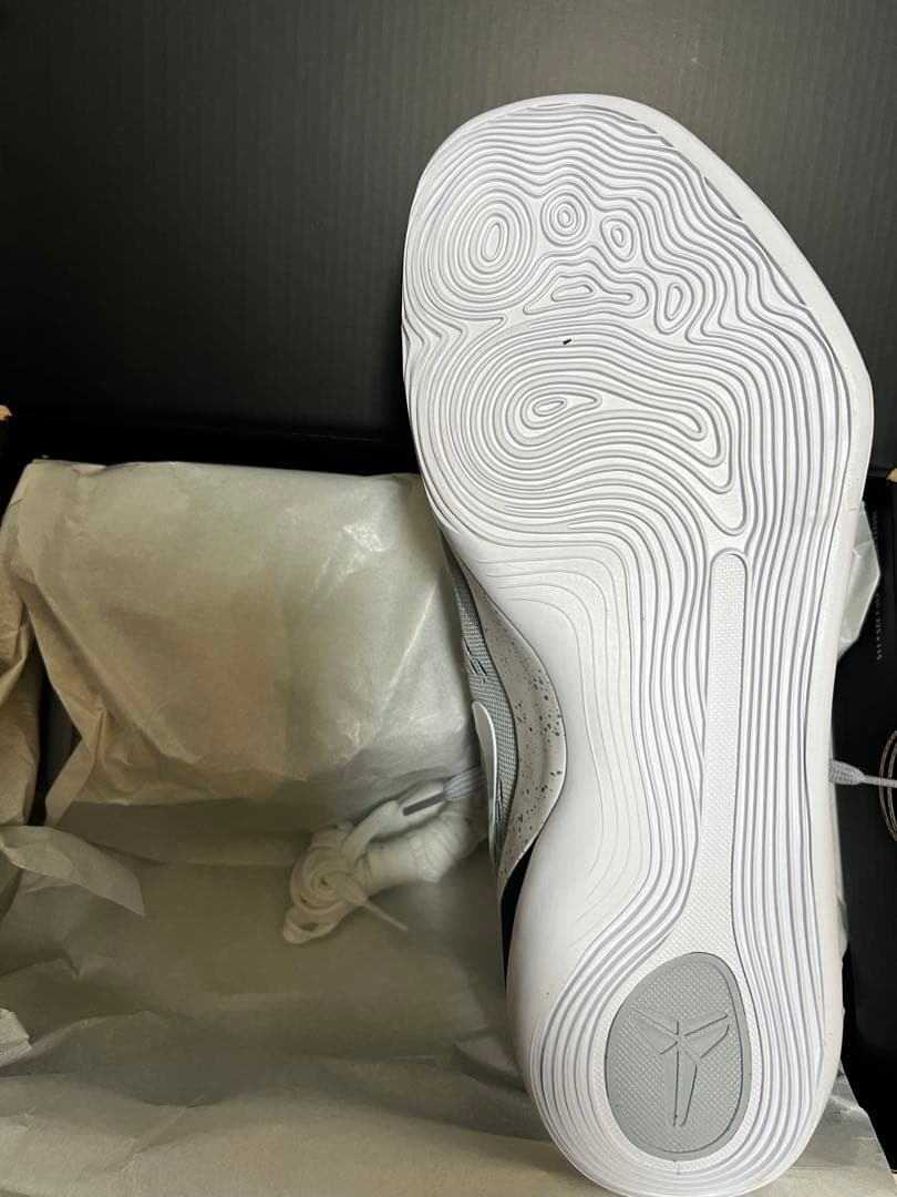 KOBE 9 グレー　29.5センチ