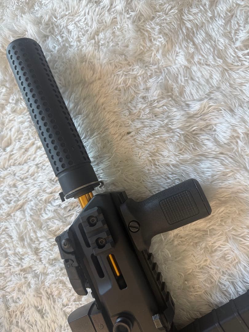 東京マルイスコーピオンMOD.M & M4QD＆MAGPUL