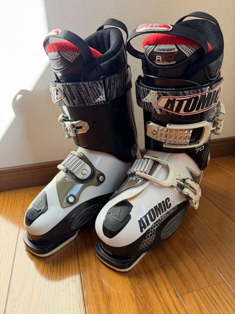 ATOMIC スキーブーツ LIVE FIT 70