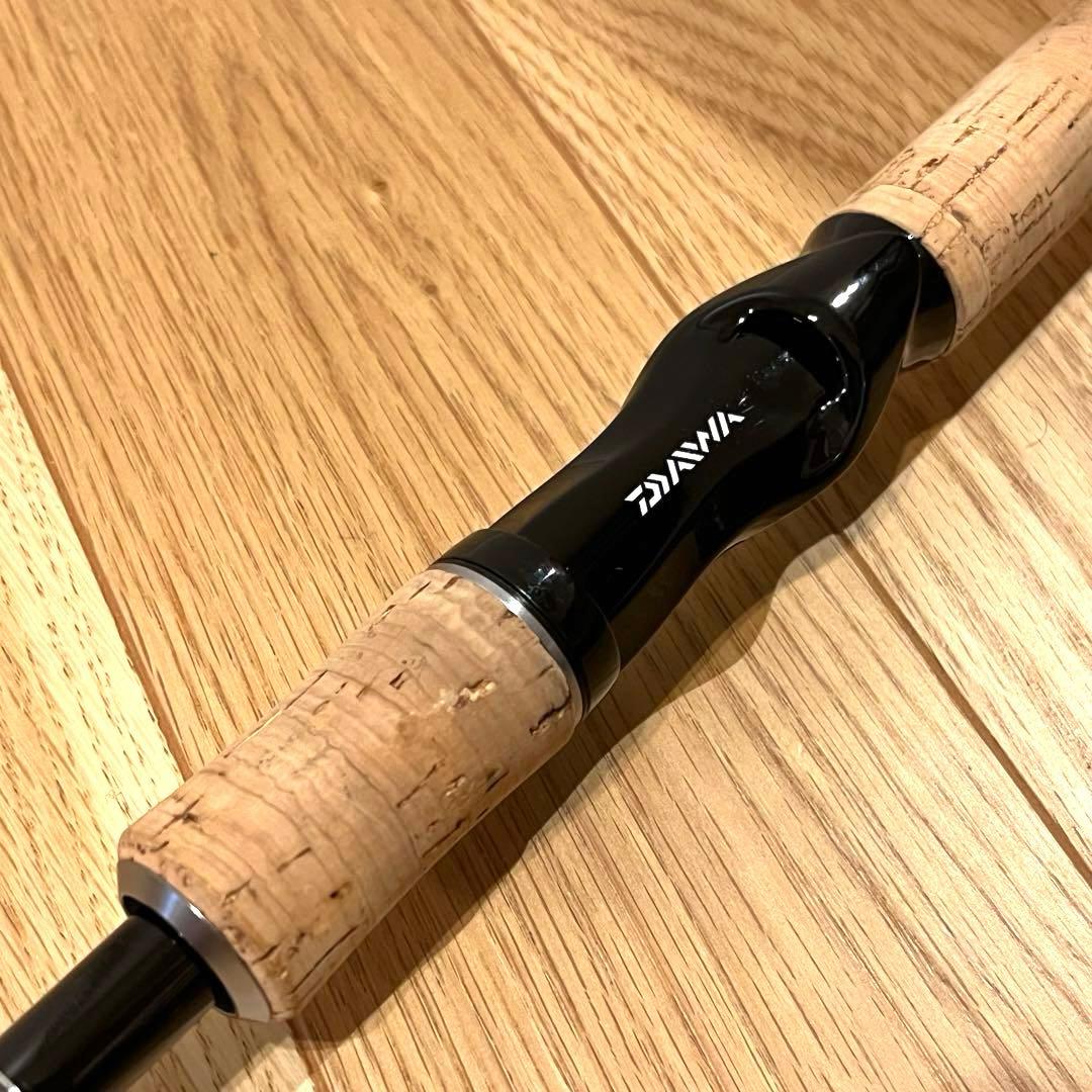 ダイワ ブラックレーベル FM 7102 MHRB