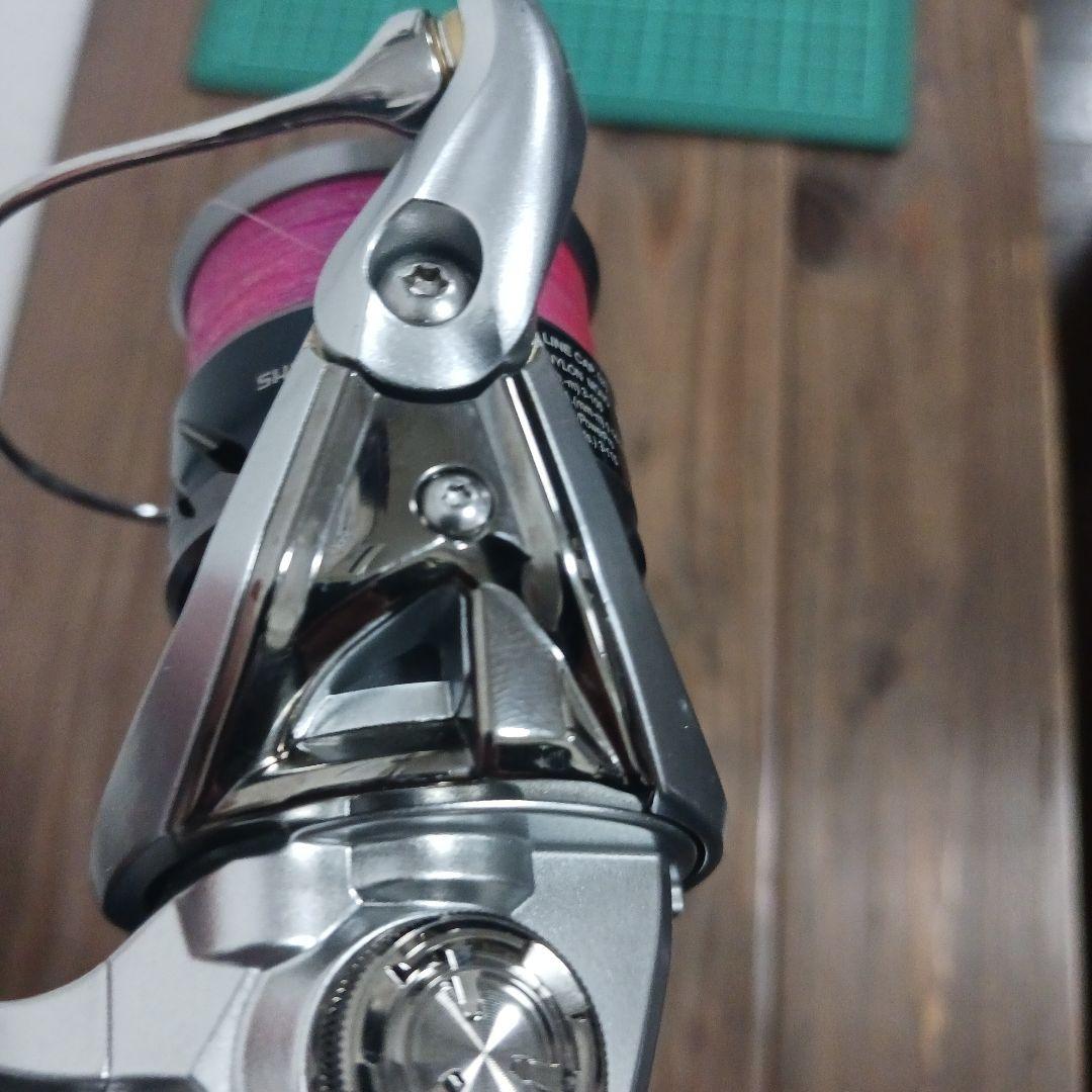 シマノ 15 STRADIC 1000s スピニングリール