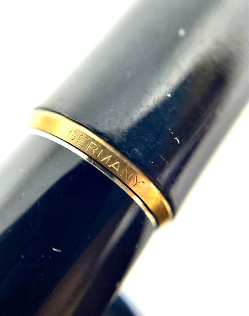 モンブラン　万年筆　ペン先K14 585 キャップ式　割れ有