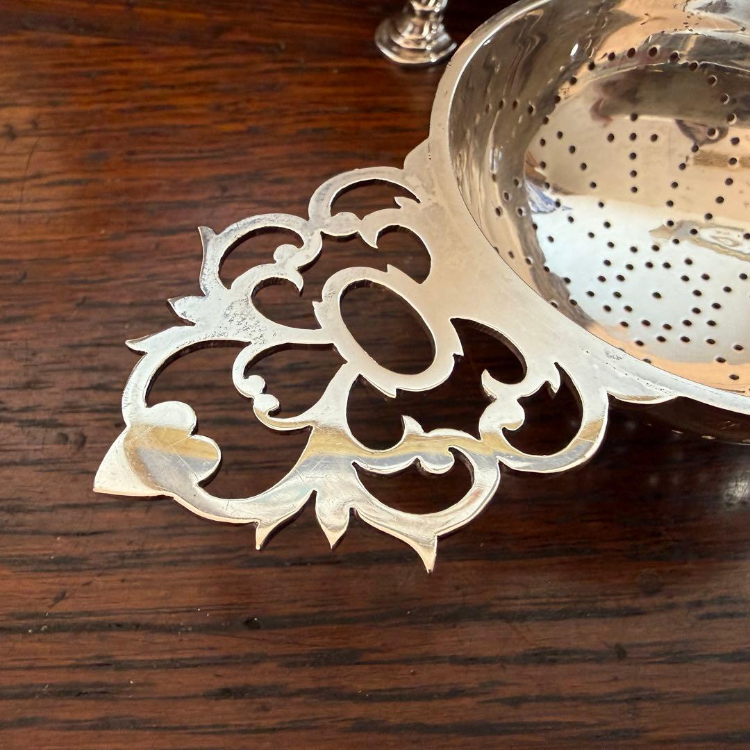 イギリス製純銀ティーストレーナー　ホールマークあり　約172g