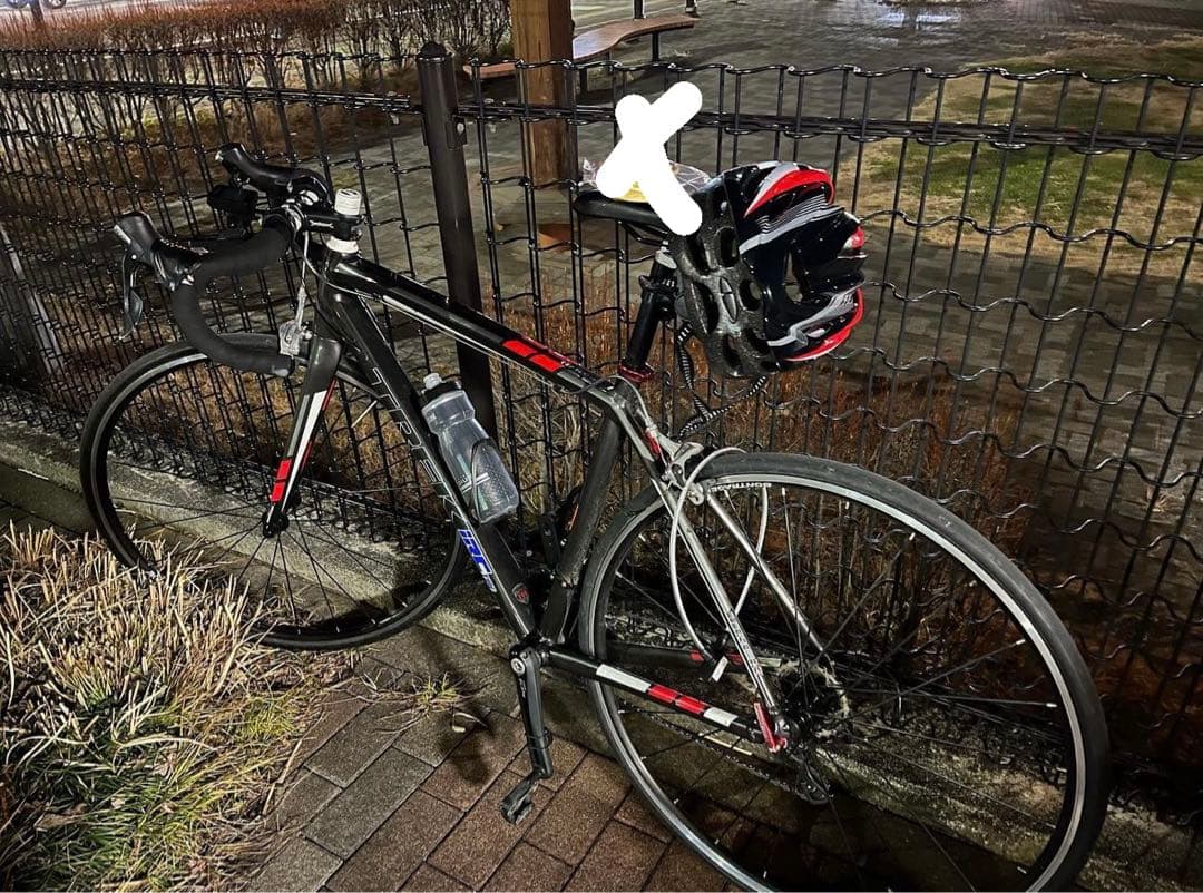 TREK Madone 2.3 ロードバイク カスタム可能