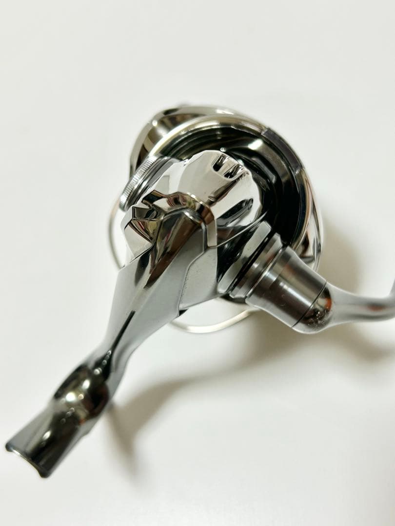 SHIMANO 18ステラ 2500SHG STELLA