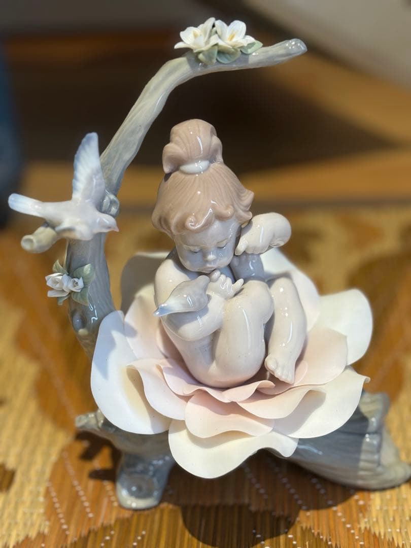 【LLADRO】春に生まれた　絶版品　専用箱付き